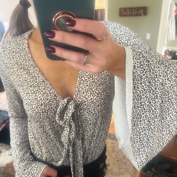 Gorgeous bodysuit - Picture 3 of 5